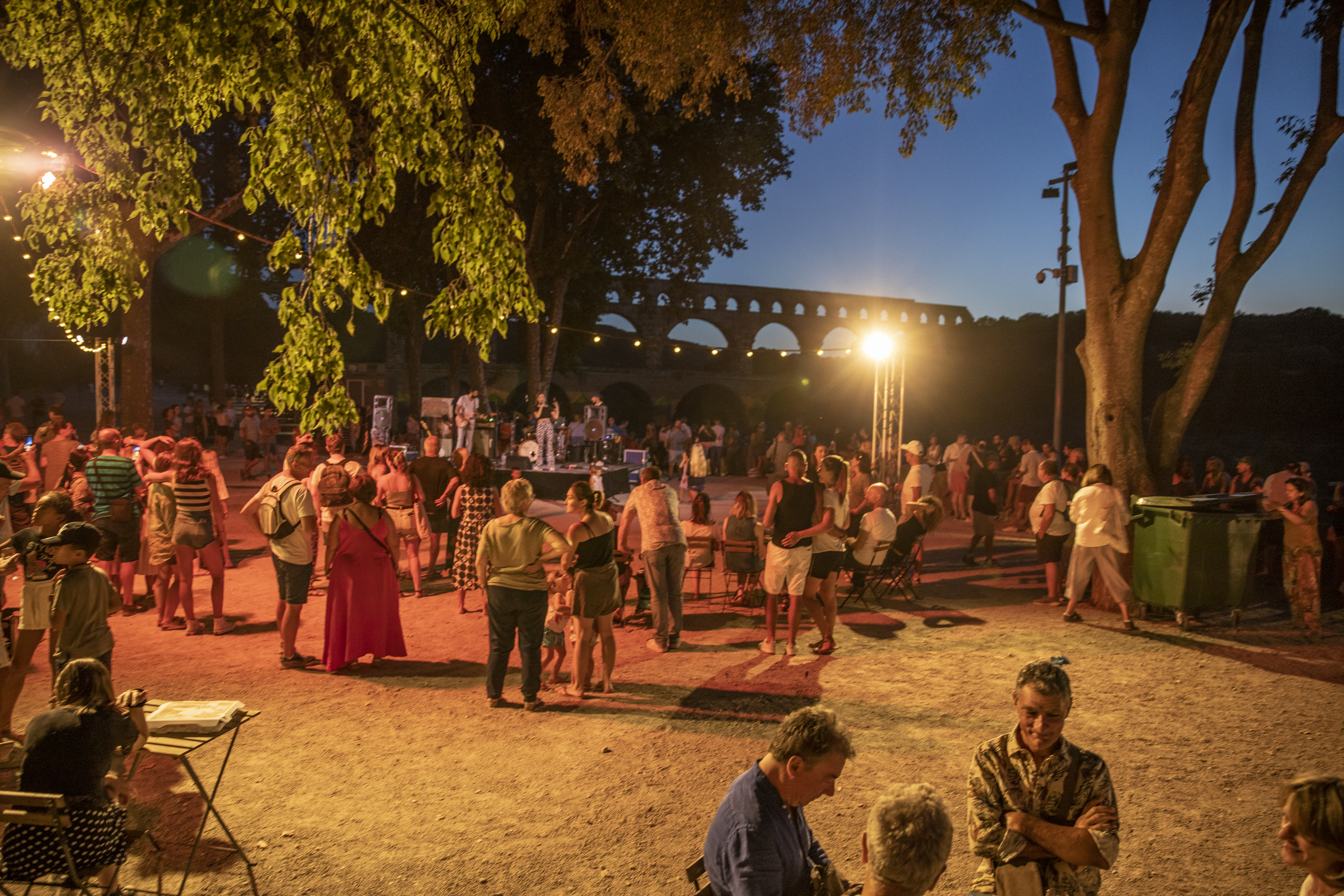 Les vignerons sur le pont